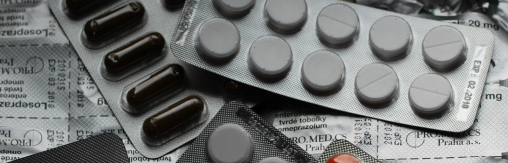 geneesmiddelen strips met tabletten