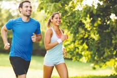 man en vrouw aan het hardlopen